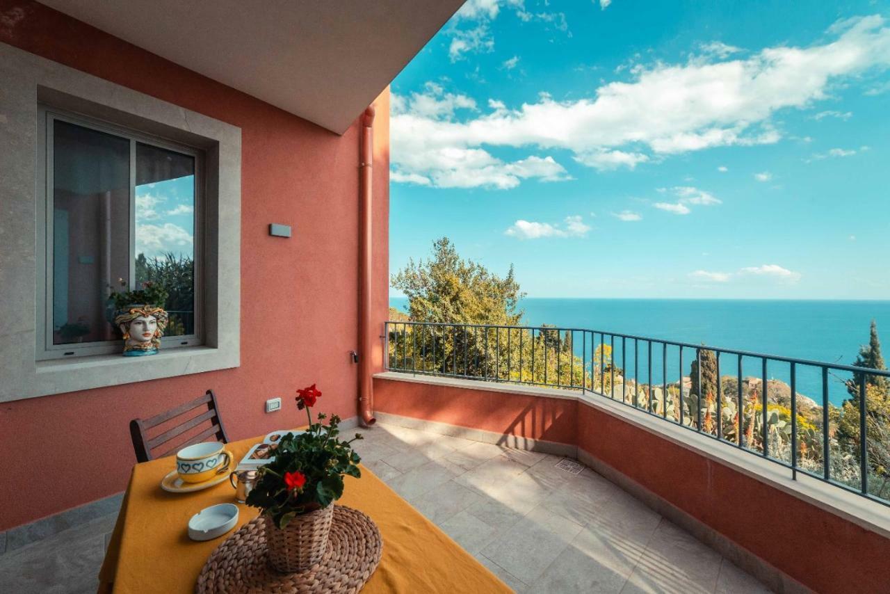 The Charming House Appartement Taormina Buitenkant foto