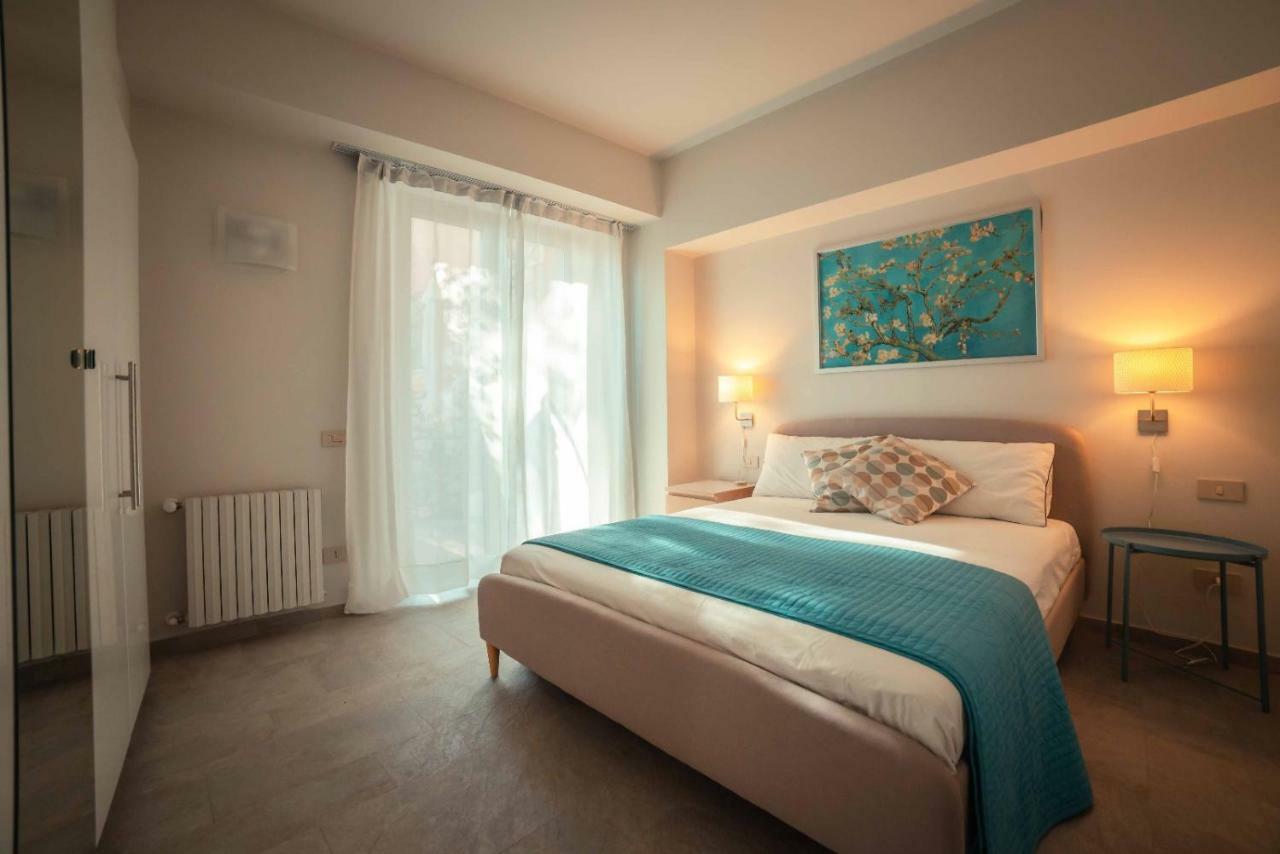 The Charming House Appartement Taormina Buitenkant foto