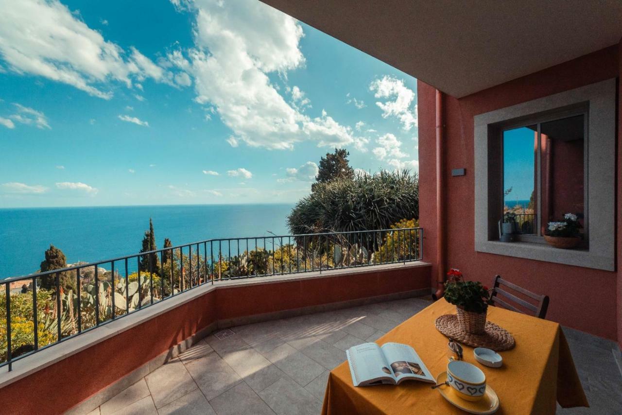 The Charming House Appartement Taormina Buitenkant foto